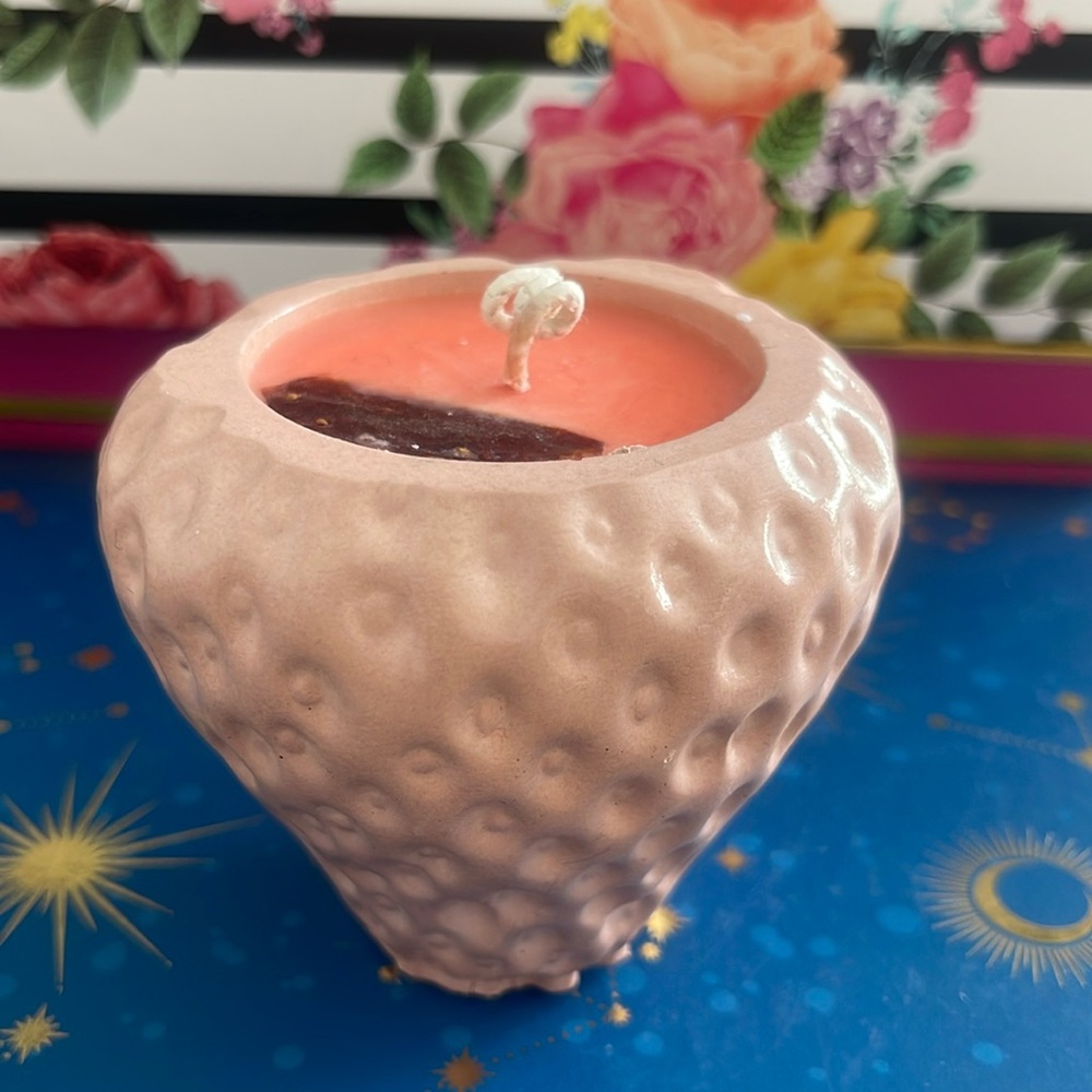 Strawberry candle